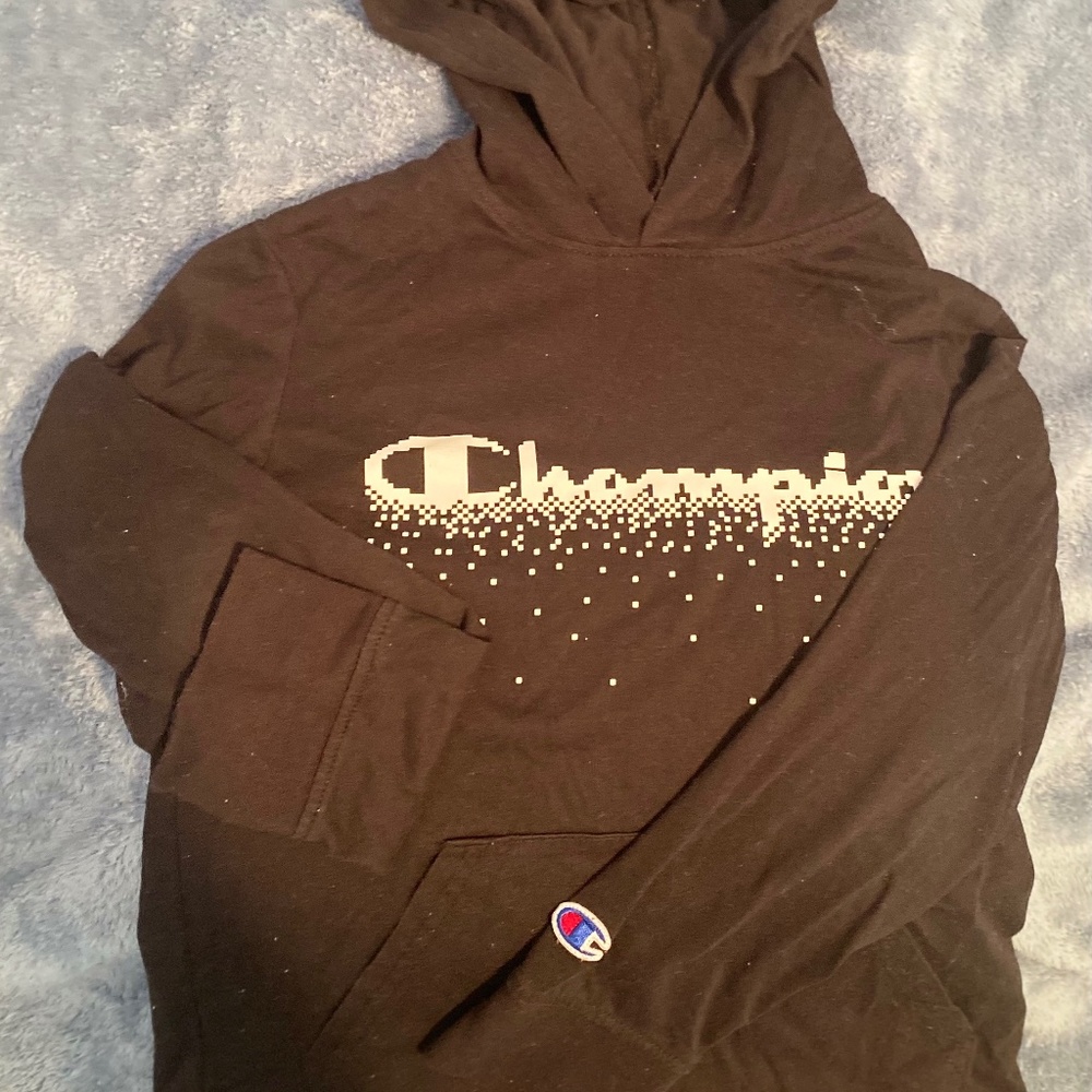 CHAMPION Boy’s Tshirt Hoodie Bundle (Black & Gray). Size S & 6. Preowned.